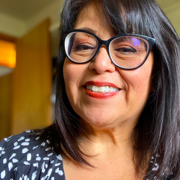 Meet your Posher, Adele - Picture 1 of 1